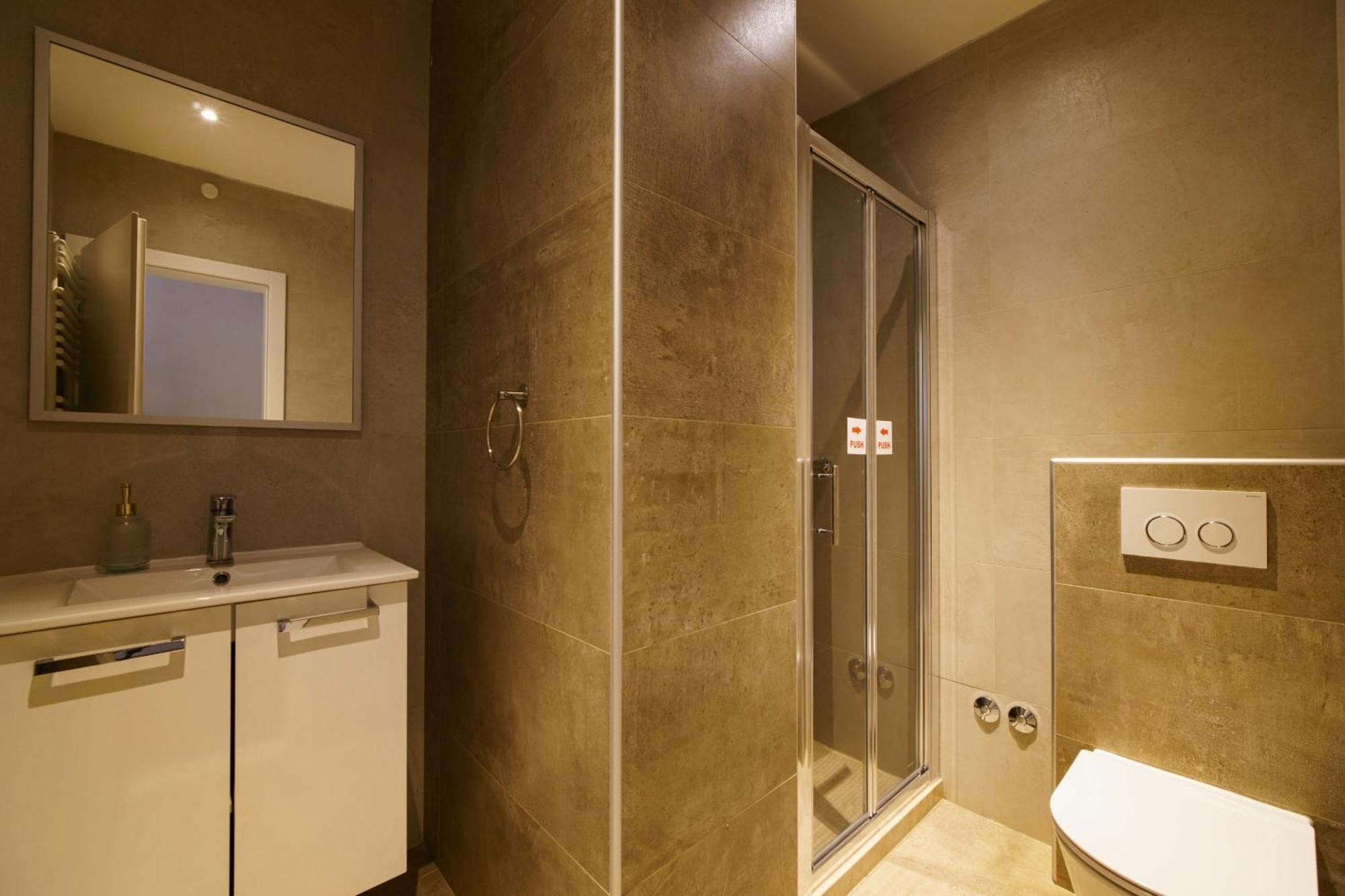 Apartman L&l With Swimming Pool And Seaview