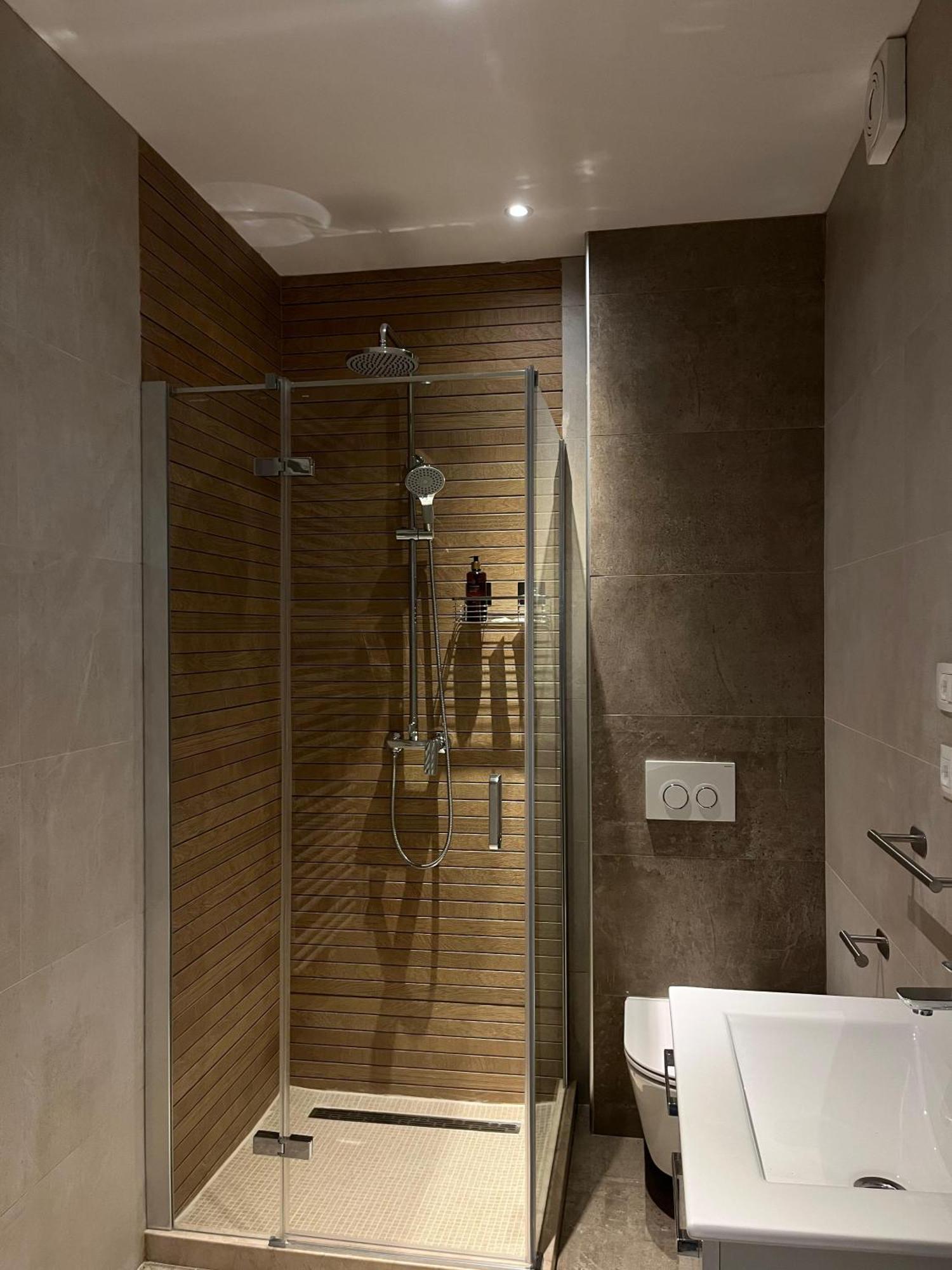 L&l With Swimming Pool And Seaview Appartement